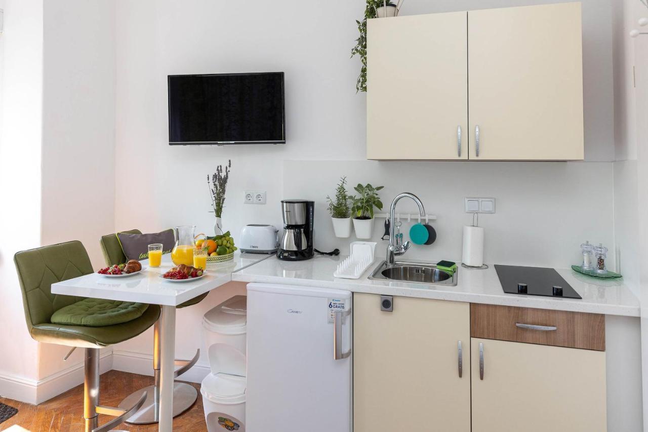 Apartmani Kaiserin Crikvenica Ngoại thất bức ảnh