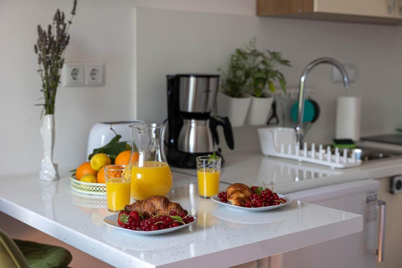 Apartmani Kaiserin Crikvenica Ngoại thất bức ảnh